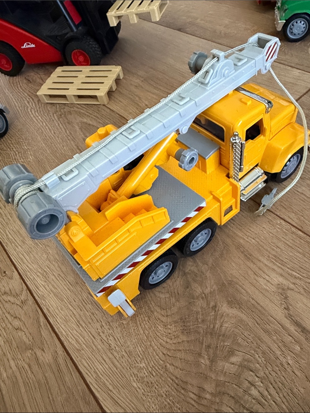 Lot of 6 different toy vehicles - Picture 7 of 16